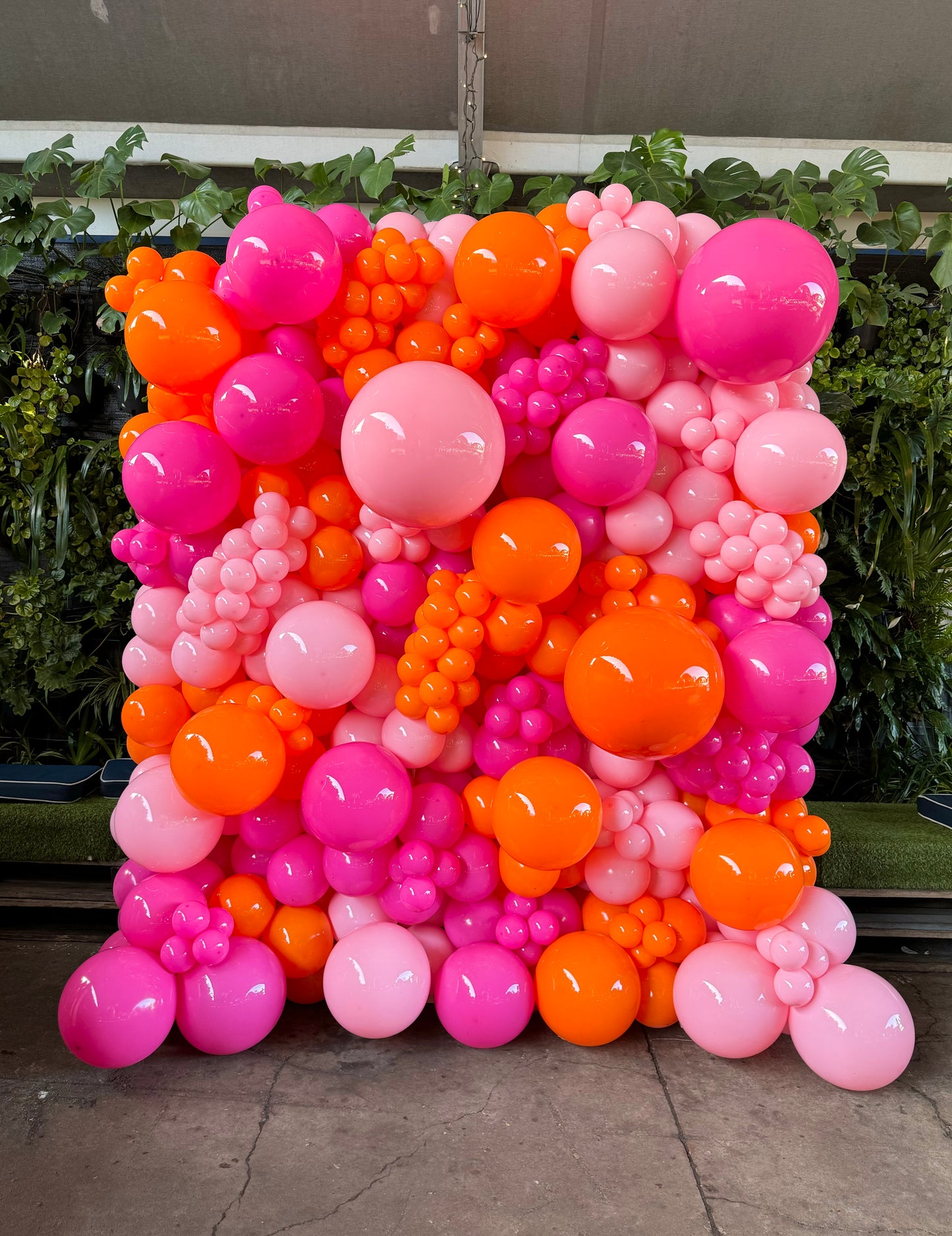BALLOON WALL (STILL AVAILABLE- PLEASE CONTACT US TO BOOK!)