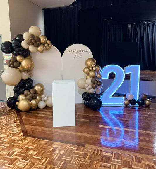 Light Up Numbers Brisbane, Balloon Arch For 21st Birthday Brisbane, Balloons For Birthday