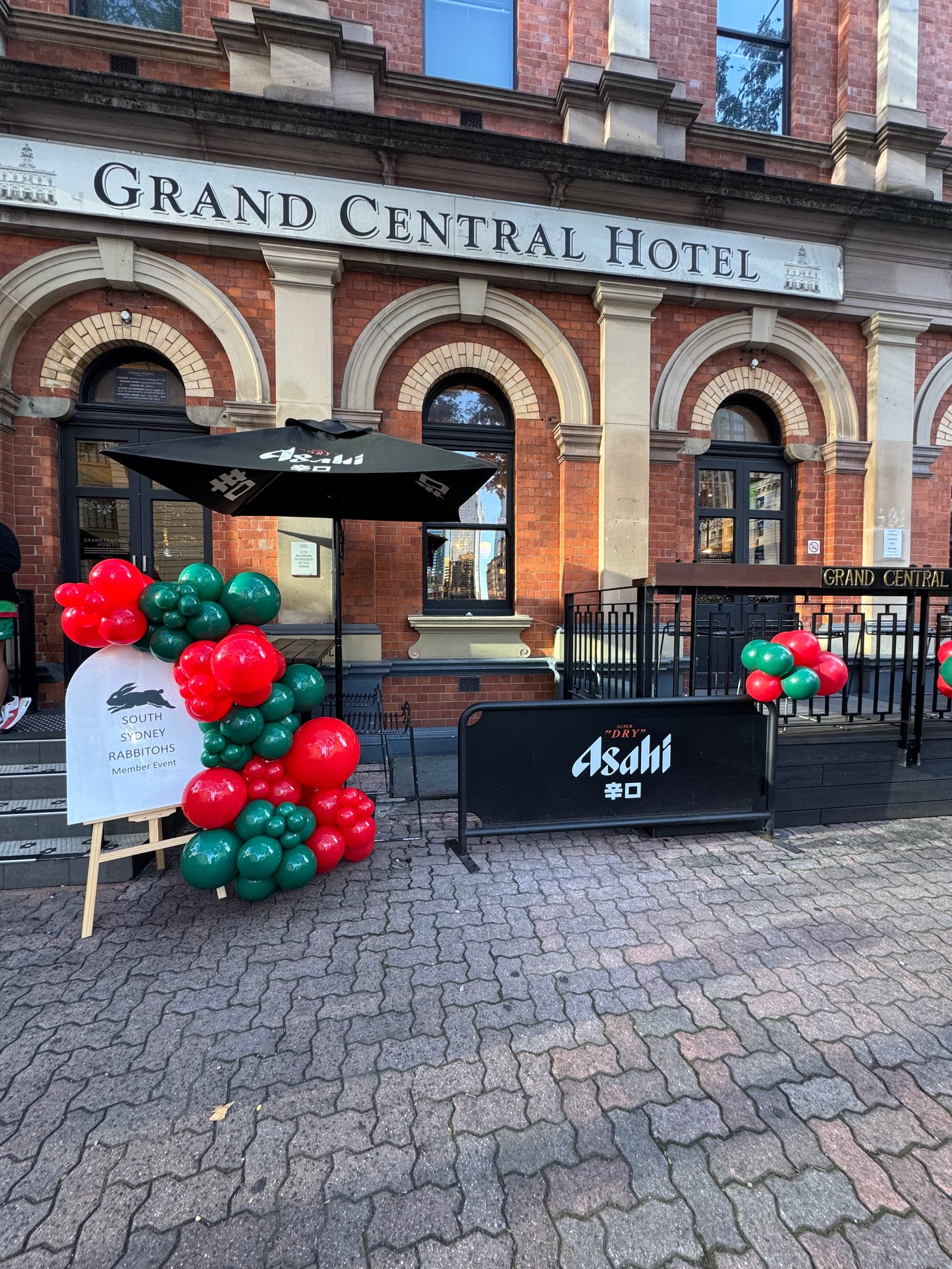 Sports Easel & Balloon Package – Indoor & Outdoor Sporting Events