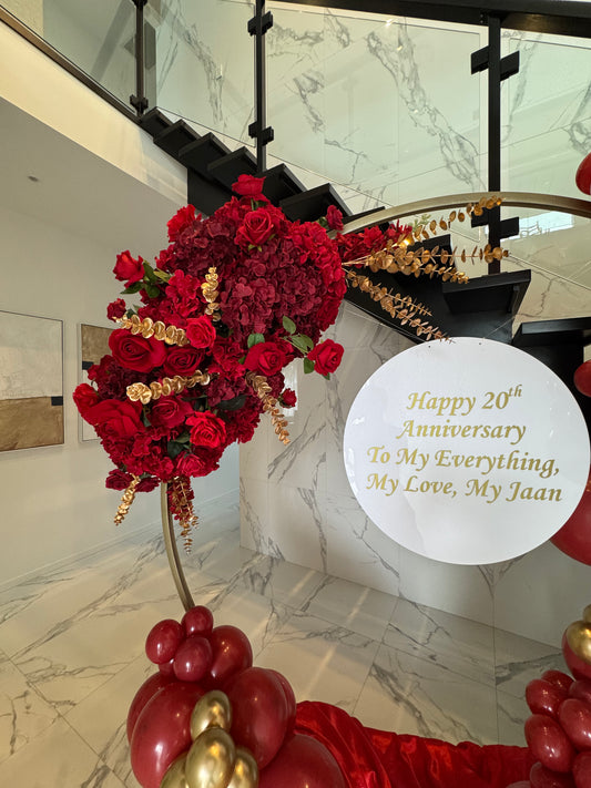 Romantic Surprise Balloon Arch Package