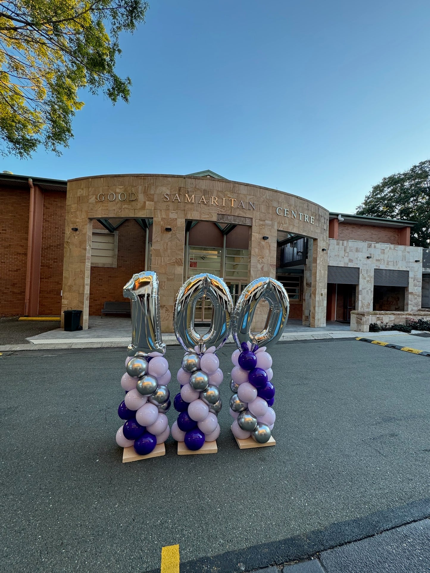 Spiral Columns x3 with foil topper